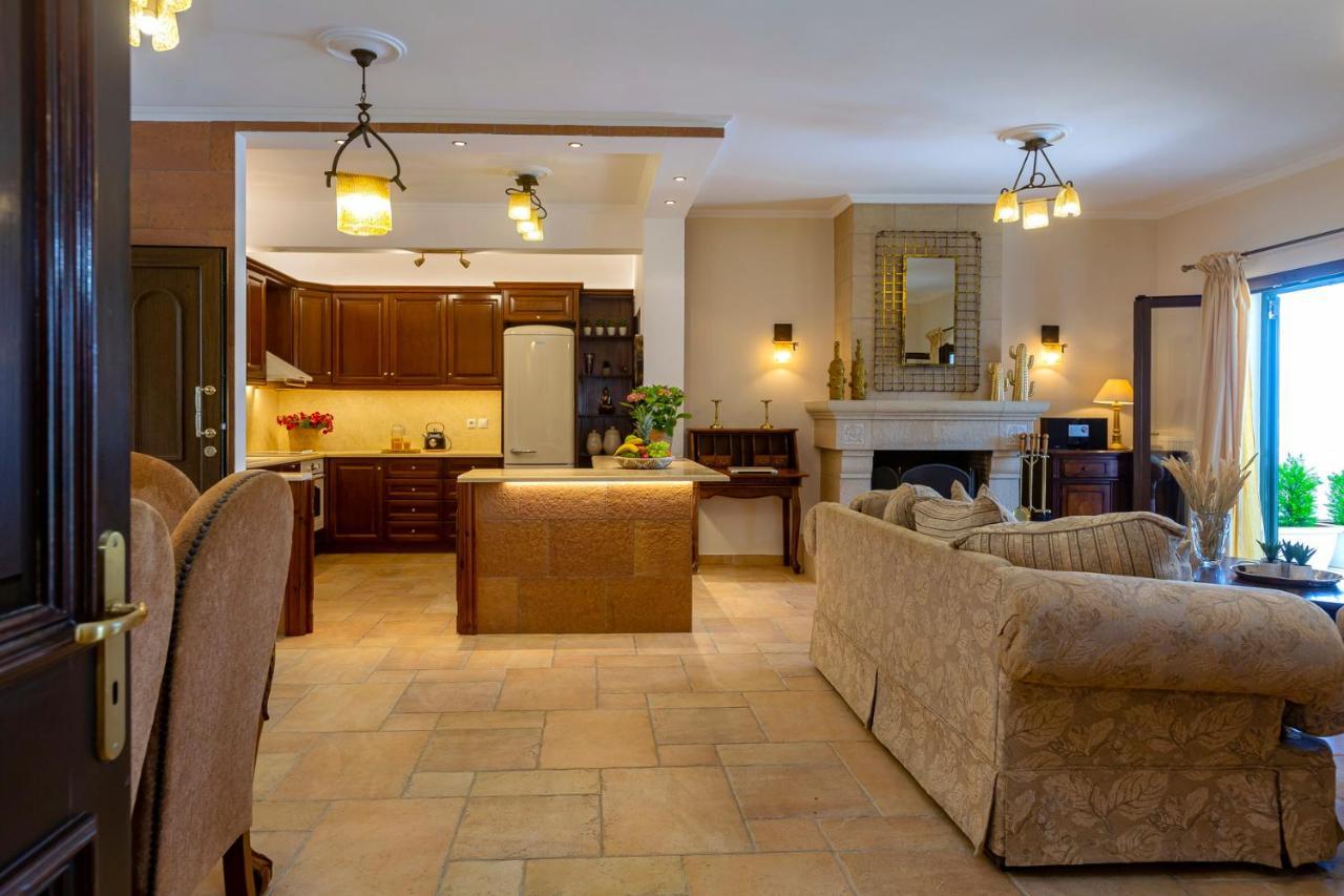 Solaris Methea- Luxury Central Villa By The Castle Kassiopi Zewnętrze zdjęcie